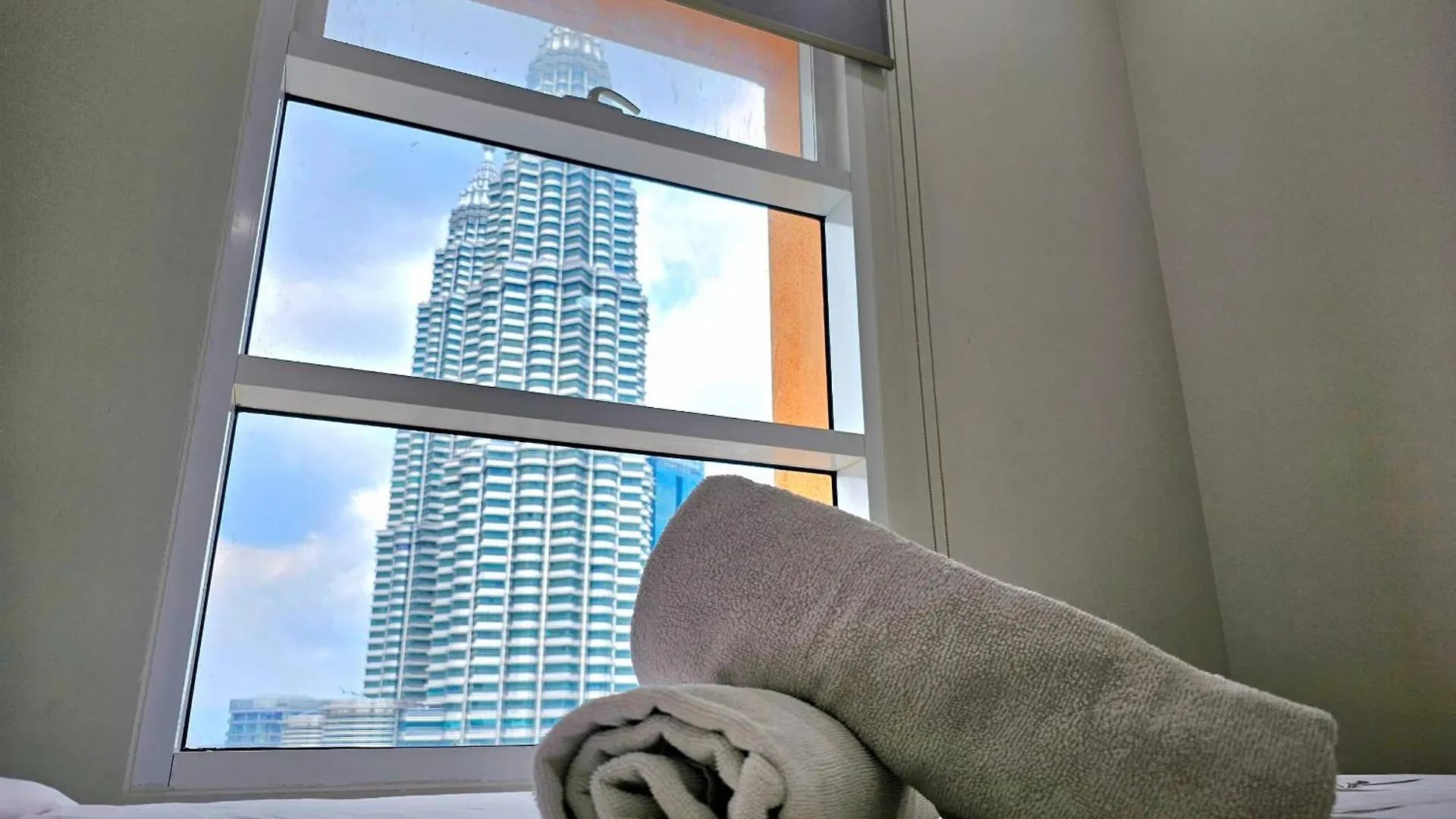 Sky Suites Klcc 쿠알라룸푸르